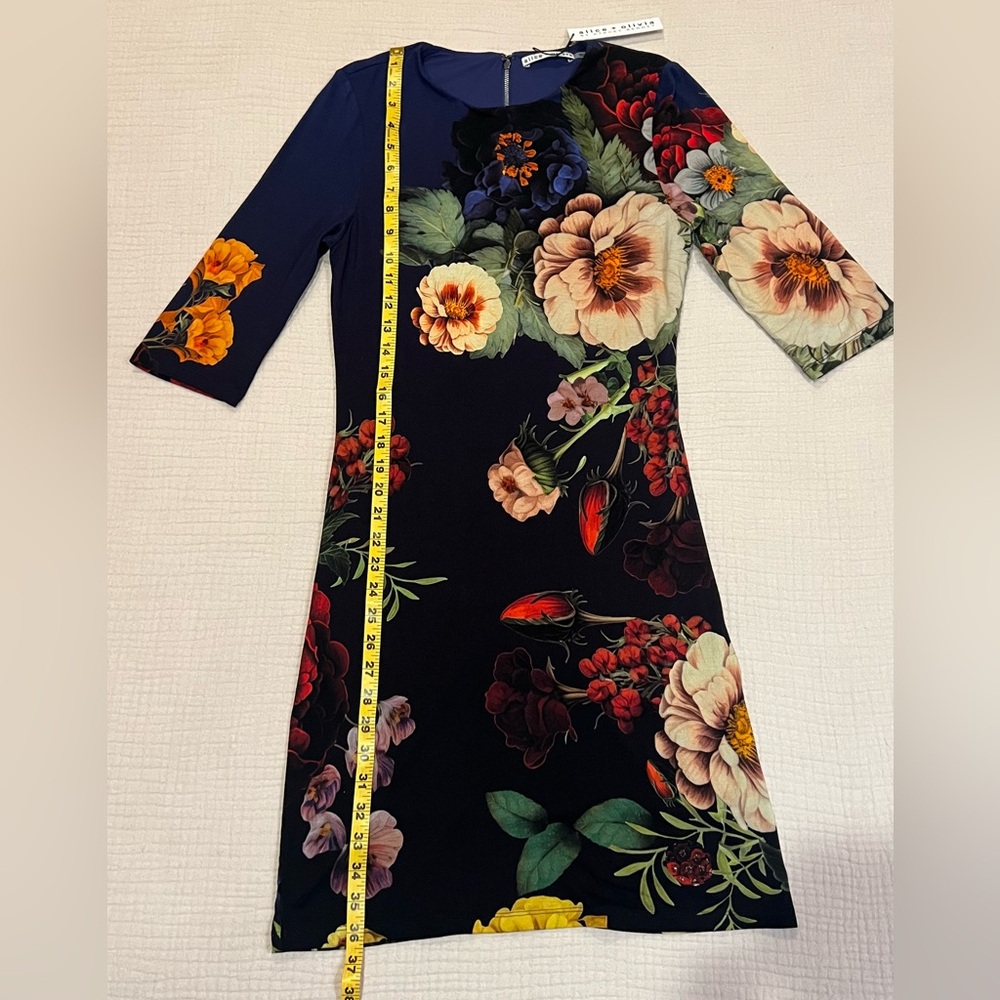 Alice + Olivia Delora Mini Sheath Dress Magic Garden Size 8 NWT RRP $395 - Picture 14 of 16